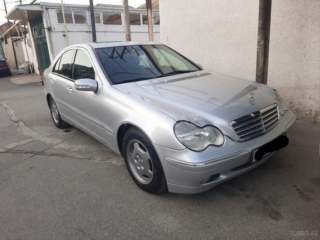 Mercedes C 220 2000, 410,000 km - 2.2 l - Bakı