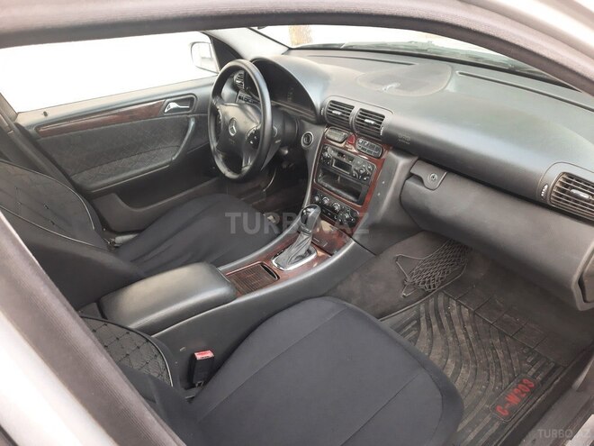 Mercedes C 220 2000, 410,000 km - 2.2 l - Bakı