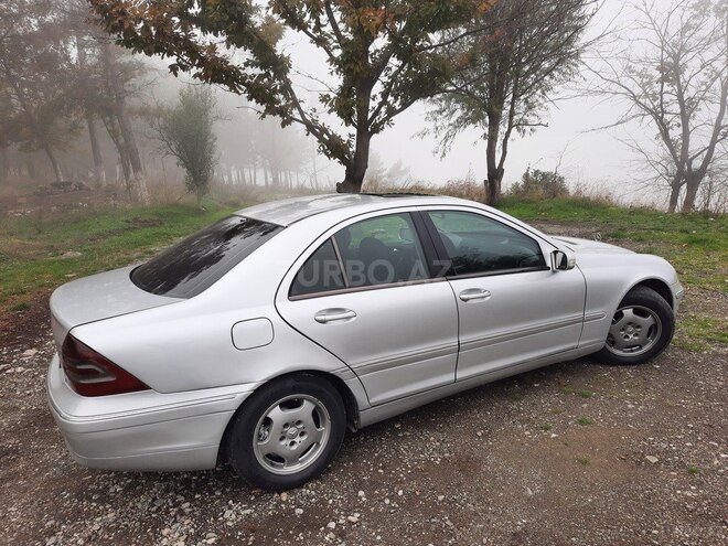 Mercedes C 220 2000, 410,000 km - 2.2 l - Bakı