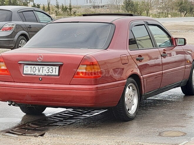 Mercedes C 220 1994, 294,000 km - 2.2 l - Sumqayıt