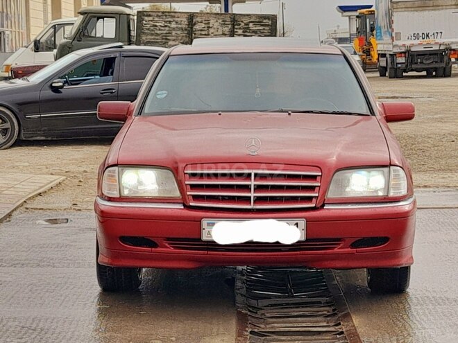 Mercedes C 220 1994, 294,000 km - 2.2 l - Sumqayıt