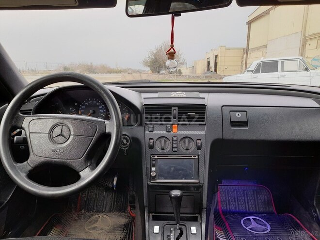 Mercedes C 220 1994, 294,000 km - 2.2 l - Sumqayıt