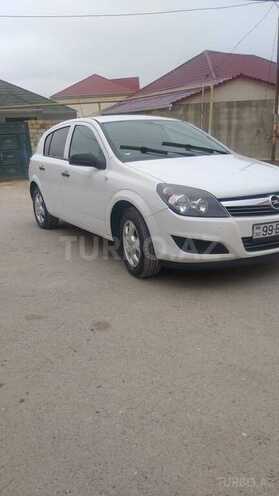 Opel Astra 2009, 156,000 km - 1.4 л - Bakı
