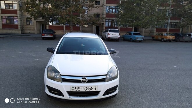 Opel Astra 2006, 333,000 km - 1.9 l - Naftalan