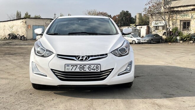 Hyundai Elantra 2015, 175,858 km - 1.6 l - Bakı