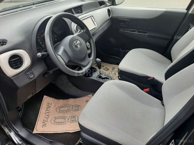 Toyota Vitz 2011, 72,000 km - 1.3 l - Bakı