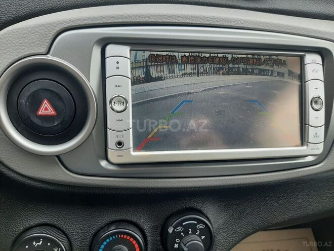 Toyota Vitz 2011, 72,000 km - 1.3 l - Bakı