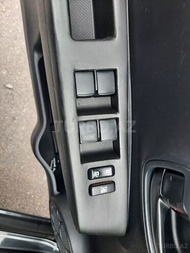Toyota Vitz 2011, 72,000 km - 1.3 l - Bakı