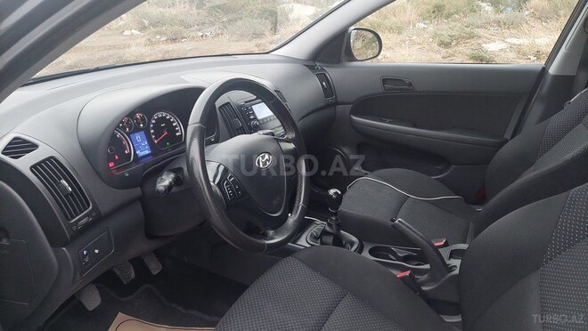 Hyundai i30 2009, 139,000 km - 1.4 л - Bakı
