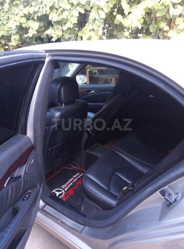 Mercedes E 220 2006, 375,000 km - 2.2 l - Masallı