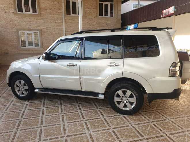Mitsubishi Pajero 2007, 126,000 km - 3.0 л - Şamaxı
