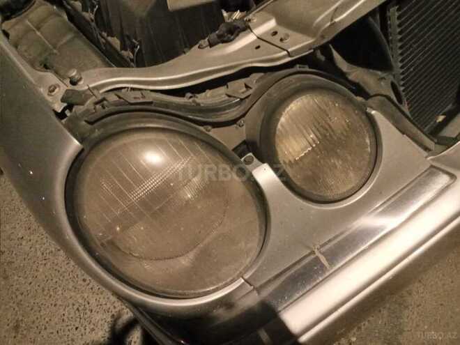Mercedes E 220 1998, 480,000 km - 2.2 l - Sumqayıt