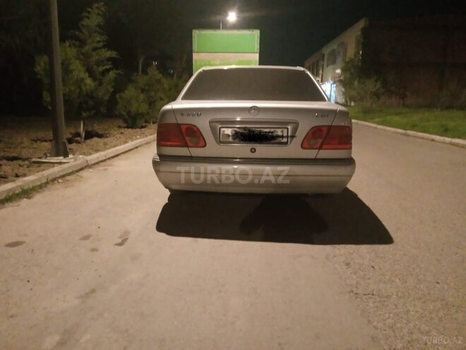 Mercedes E 220 1998, 480,000 km - 2.2 l - Sumqayıt