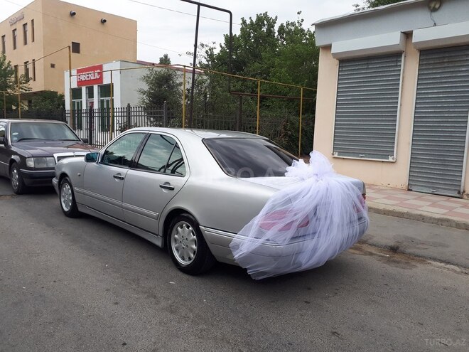 Mercedes E 220 1998, 480,000 km - 2.2 l - Sumqayıt