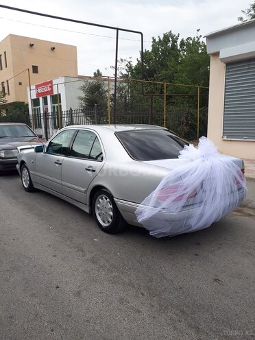 Mercedes E 220 1998, 480,000 km - 2.2 l - Sumqayıt