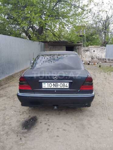 Mercedes C 240 2000, 236,871 km - 2.4 l - Gəncə