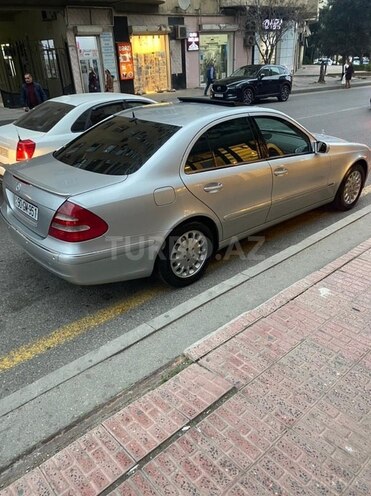 Mercedes E 240 2002, 276,000 km - 2.6 l - Bakı