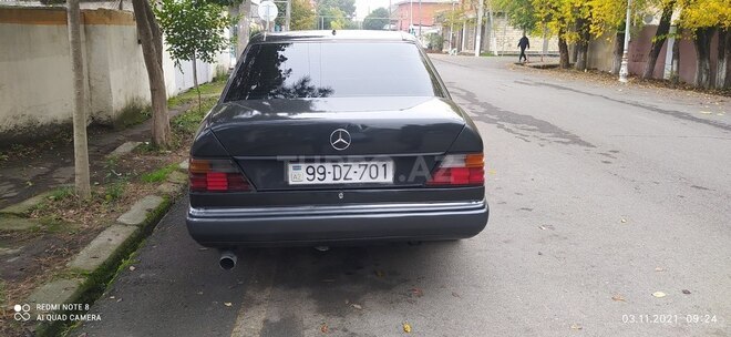 Mercedes E 250 1990, 533,650 km - 2.5 l - Lənkəran