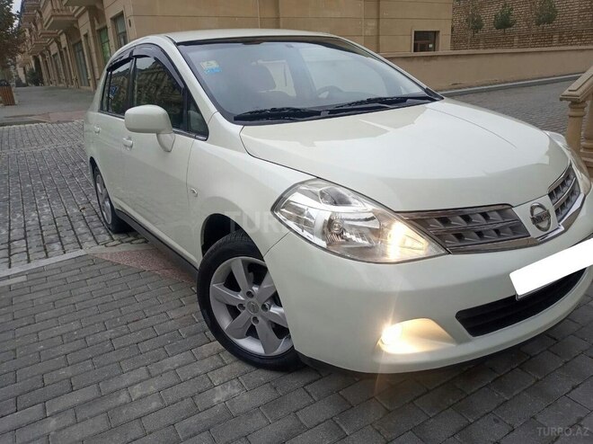 Nissan Tiida 2008, 182,400 km - 1.6 л - Bakı