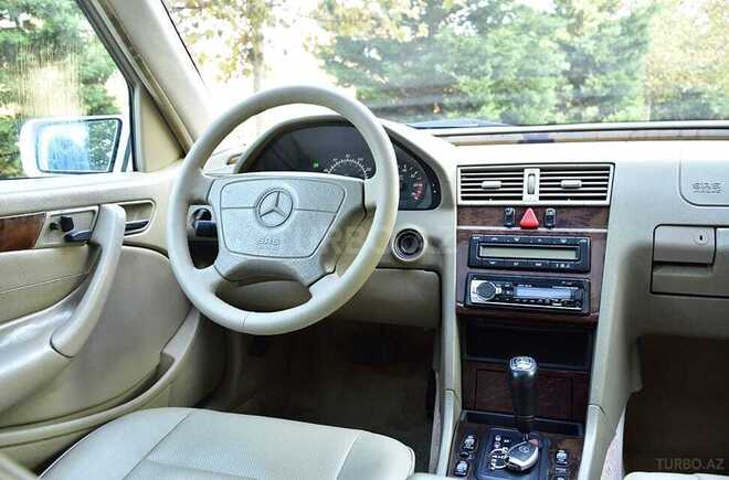 Mercedes C 230 1998, 245,000 km - 2.3 l - İmişli
