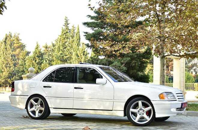 Mercedes C 230 1998, 245,000 km - 2.3 l - İmişli