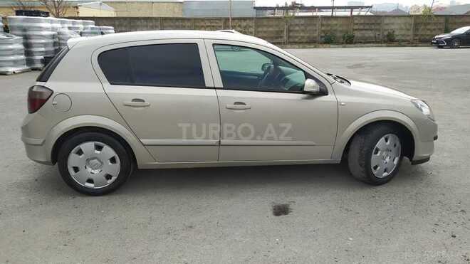 Opel Astra 2005, 203,000 km - 1.4 l - Bakı