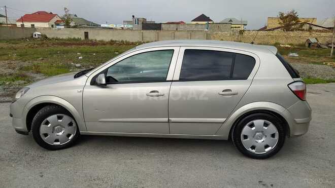 Opel Astra 2005, 203,000 km - 1.4 l - Bakı