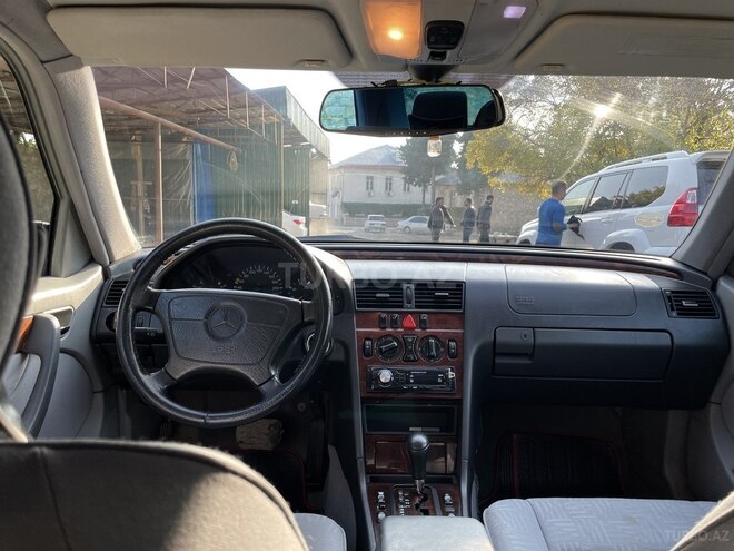 Mercedes C 200 1998, 206,822 km - 2.0 l - Şəki