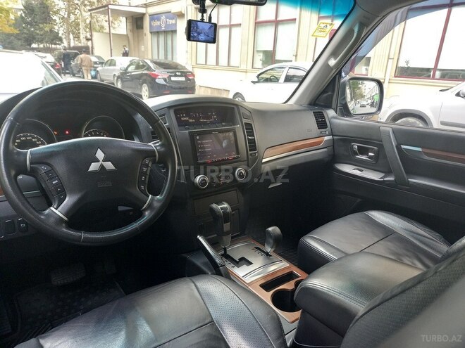 Mitsubishi Pajero 2008, 210,000 km - 3.0 л - Bakı