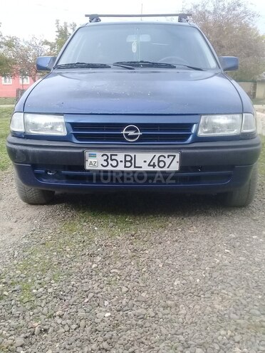 Opel Astra 1995, 528,555 km - 2.0 л - Qazax