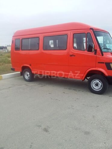 Mercedes 208 D 1990, 120,000 km - 2.5 л - Şirvan