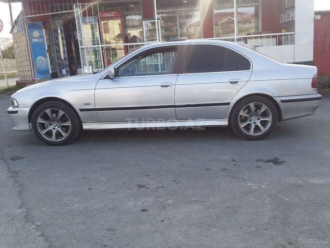 BMW 523 1998, 239,426 km - 2.5 l - Zaqatala