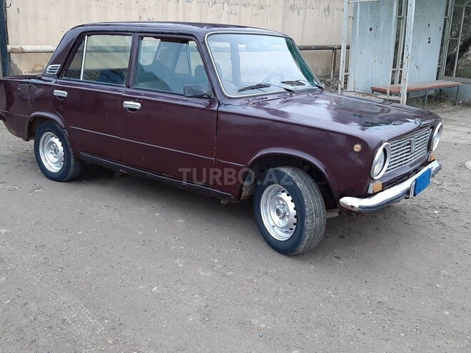 LADA (VAZ) 21011 1978, 180,000 km - 1.6 л - Şirvan