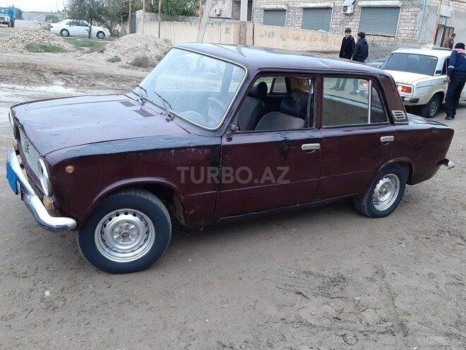 LADA (VAZ) 21011 1978, 180,000 km - 1.6 л - Şirvan