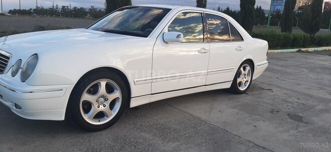 Mercedes E 320 2000, 228,000 km - 3.2 l - Şəmkir
