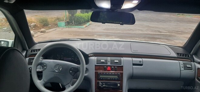 Mercedes E 320 2000, 228,000 km - 3.2 l - Şəmkir