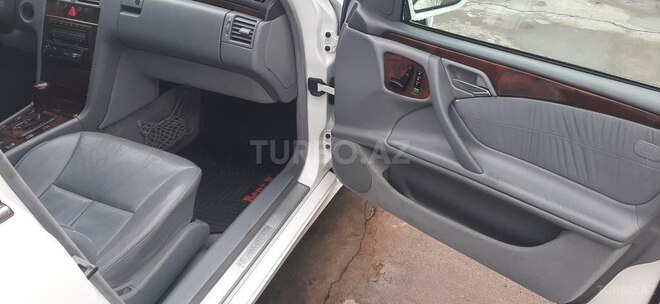 Mercedes E 320 2000, 228,000 km - 3.2 l - Şəmkir
