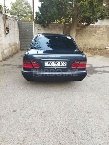 Mercedes E 200 1996, 400,000 km - 2.0 l - Bakı