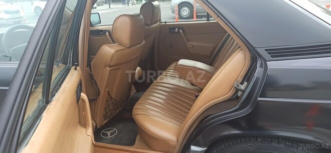 Mercedes 190 1992, 270,000 km - 2.3 l - Bakı