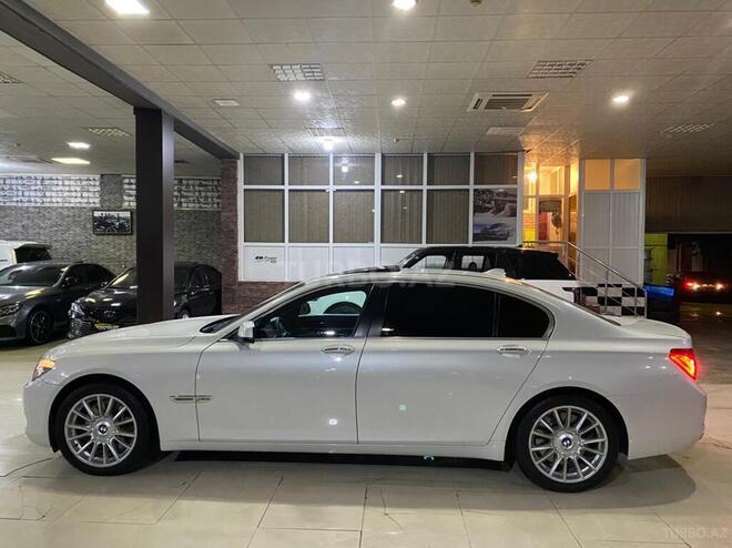 BMW 750