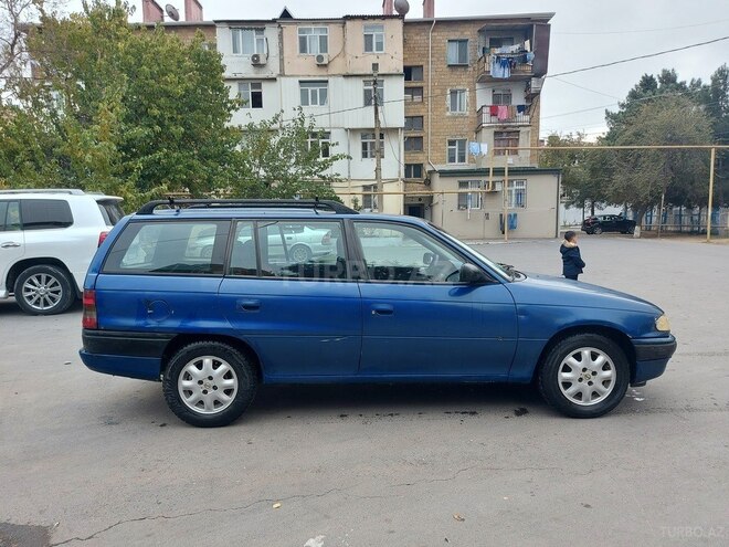 Opel Astra 1997, 394,000 km - 1.6 л - Sumqayıt