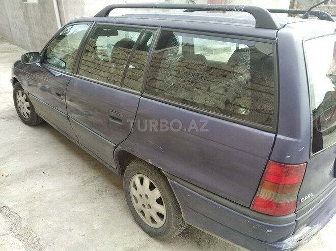 Opel Astra 1995, 502,950 km - 1.6 l - Bakı