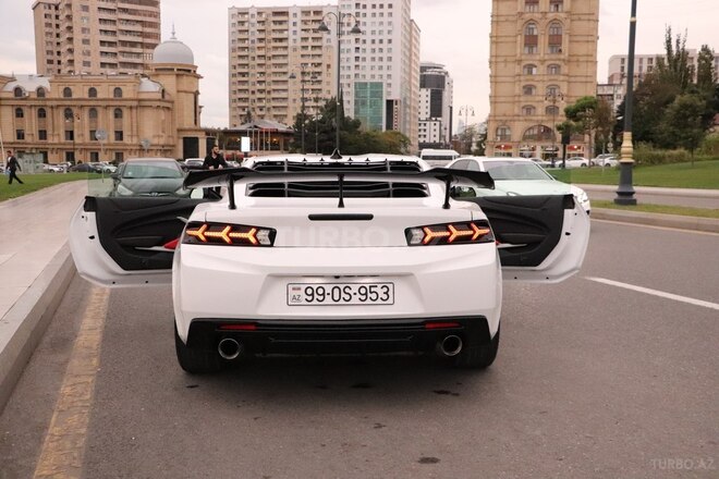 Chevrolet Camaro 2017, 60,000 km - 2.0 л - Bakı