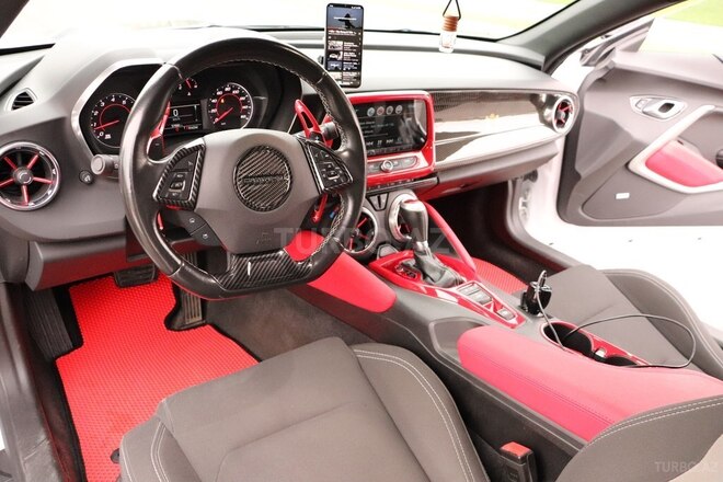 Chevrolet Camaro 2017, 60,000 km - 2.0 л - Bakı
