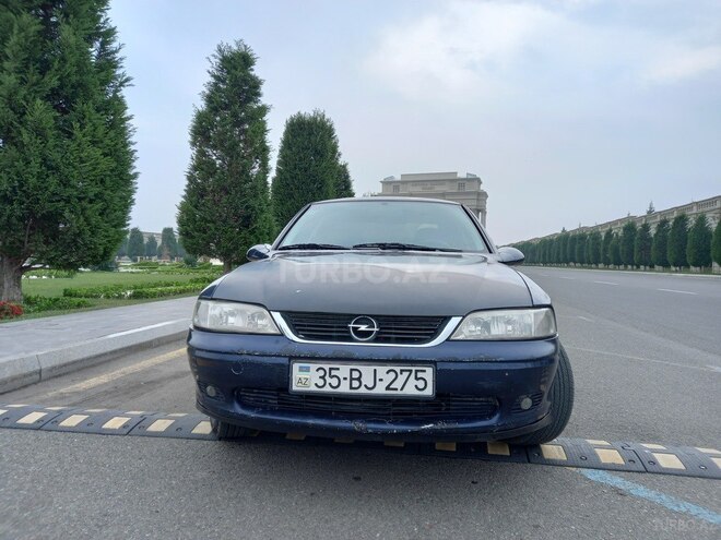 Opel Vectra 1999, 445,307 km - 2.0 l - Gəncə