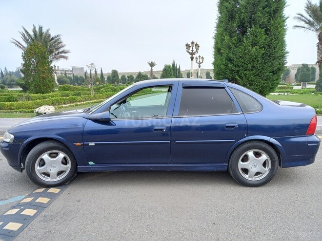 Opel Vectra 1999, 445,307 km - 2.0 l - Gəncə