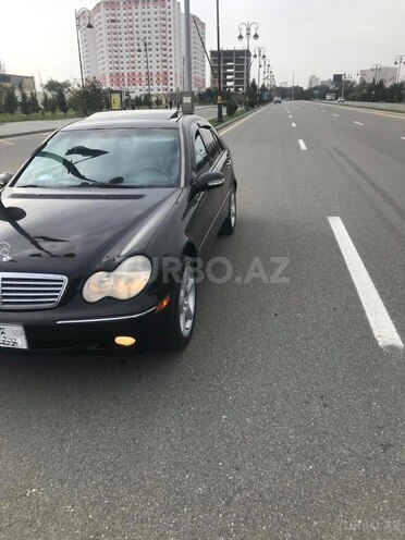 Mercedes C 240 2003, 285,000 km - 2.4 l - Bakı