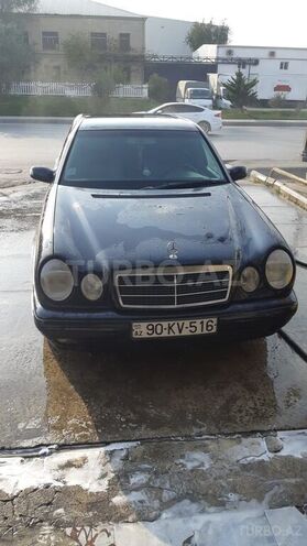 Mercedes E 200 1998, 504,000 km - 2.0 l - Bakı