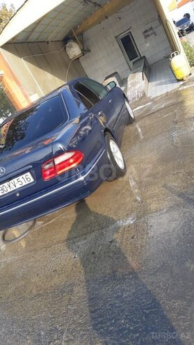 Mercedes E 200 1998, 504,000 km - 2.0 l - Bakı