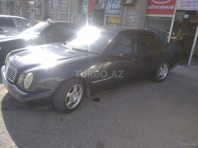 Mercedes E 240 1998, 333,000 km - 2.4 l - Bakı